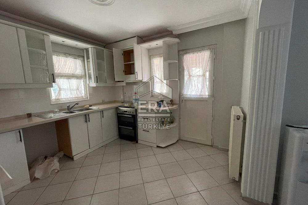 AYVALIK SAHİLKENT MAHALLESİNDE YILLIK KİRALIK 3+1 VİLLA