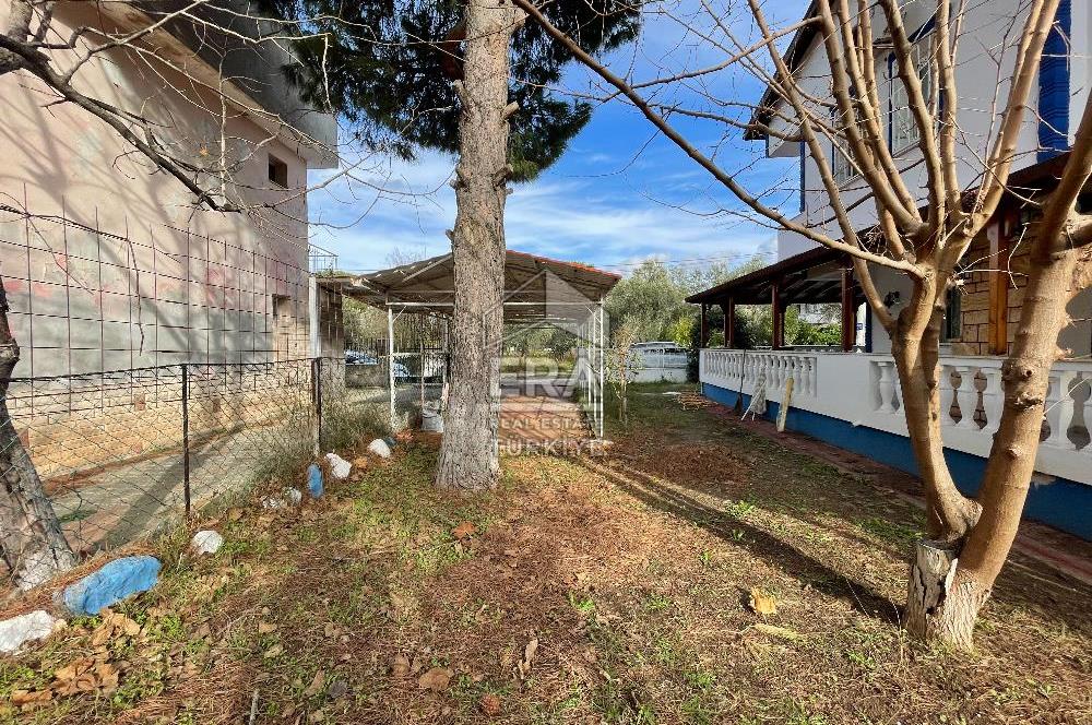 AYVALIK SAHİLKENT MAHALLESİNDE YILLIK KİRALIK 3+1 VİLLA