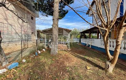 AYVALIK SAHİLKENT MAHALLESİNDE YILLIK KİRALIK 3+1 VİLLA