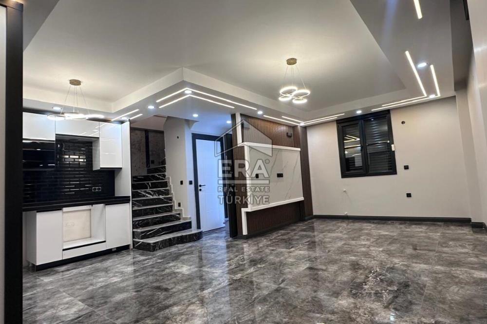 ERA ANGEL'dan Deniz Manzaralı Bahçeli Ferah Satılık 2+1 Villa