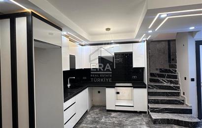 ERA ANGEL'dan Deniz Manzaralı Bahçeli Ferah Satılık 2+1 Villa