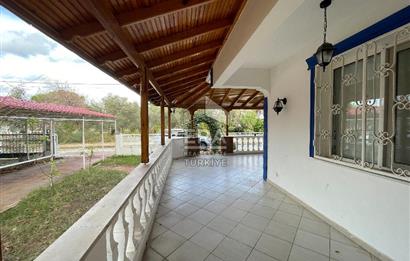 AYVALIK SAHİLKENT MAHALLESİNDE YILLIK KİRALIK 3+1 VİLLA