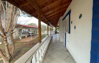 AYVALIK SAHİLKENT MAHALLESİNDE YILLIK KİRALIK 3+1 VİLLA