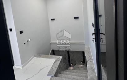 ERA ANGEL'dan Deniz Manzaralı Bahçeli Ferah Satılık 2+1 Villa