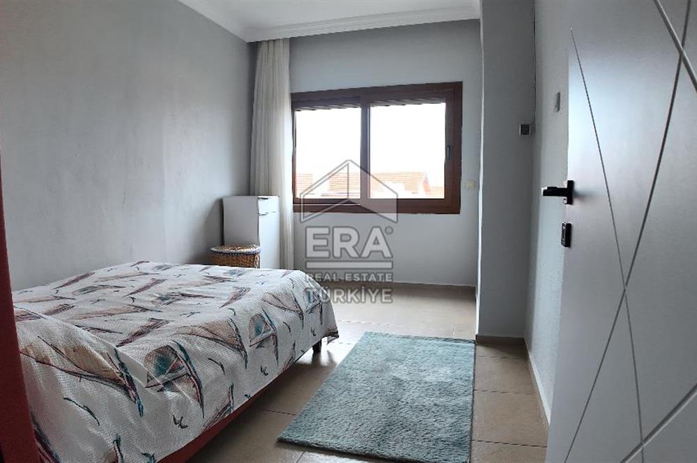 ÇEŞME YALI'DA EK YAŞAM ALANLI 3+1 VİLLA