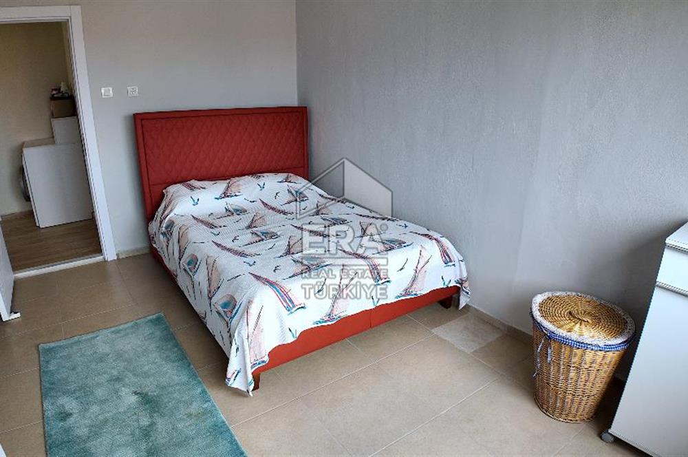 ÇEŞME YALI'DA EK YAŞAM ALANLI 3+1 VİLLA