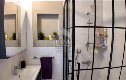 ÇEŞME YALI'DA EK YAŞAM ALANLI 3+1 VİLLA