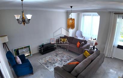 ÇEŞME YALI'DA EK YAŞAM ALANLI 3+1 VİLLA