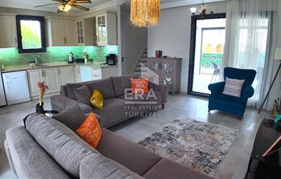 ÇEŞME YALI'DA EK YAŞAM ALANLI 3+1 VİLLA