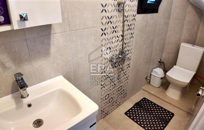 ÇEŞME YALI'DA EK YAŞAM ALANLI 3+1 VİLLA