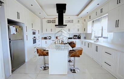 MANAVGAT ILICA'DA MÜSTAKİL 6+1 VİLLA