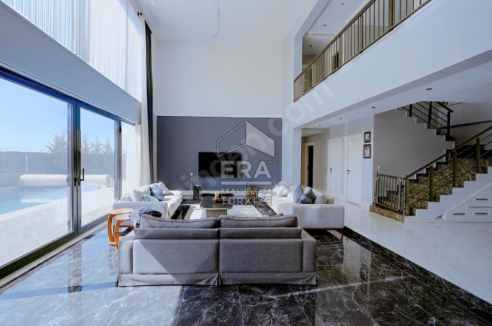 MANAVGAT ILICA'DA MÜSTAKİL 6+1 VİLLA