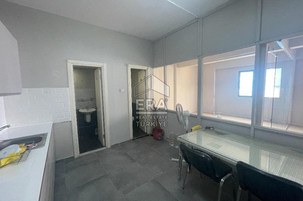 KARABAĞLAR’DA 210 m² 3 KATLI | OFİS + DEPO + SHOWROOM UYGUN