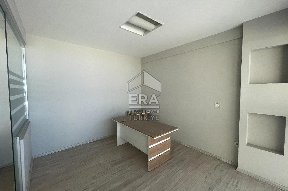 KARABAĞLAR’DA 210 m² 3 KATLI | OFİS + DEPO + SHOWROOM UYGUN