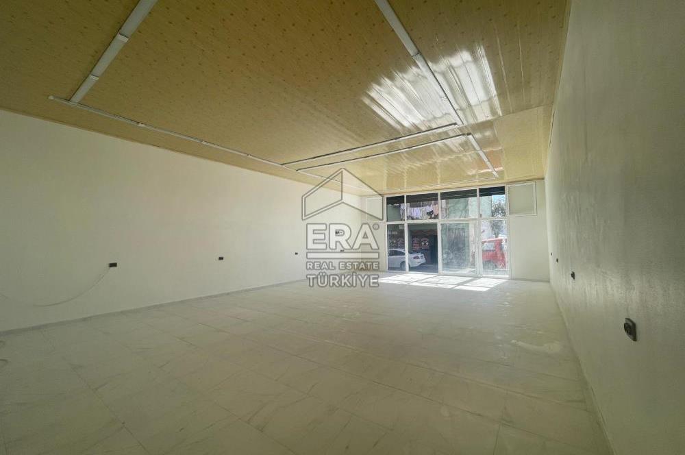 Caddeye Yakın Köşe Konumda 93 m² Kiralık Depo Geniş Kapılı