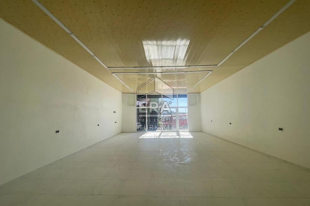 Caddeye Yakın Köşe Konumda 93 m² Kiralık Depo Geniş Kapılı