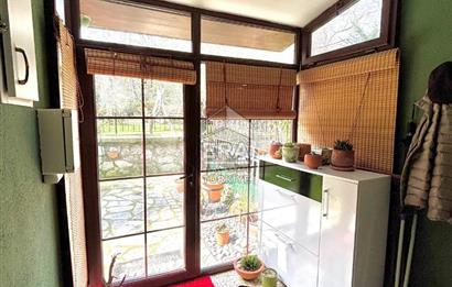 Zekeriyaköy Plato Evlerinde Bakımlı Yenilenmiş Villa