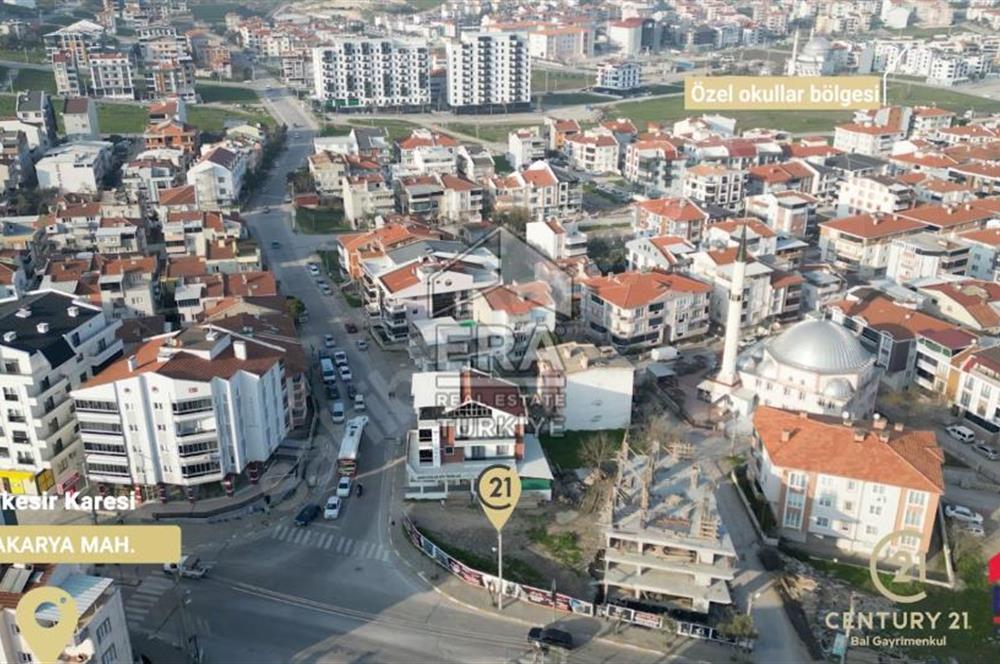2. Sakarya'da Cadde Üzeri SATILIK 2+1 DAİRE ERA SÖZ GAYRİMENKUL