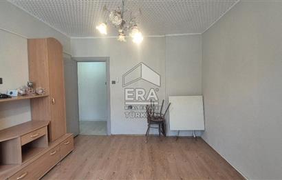 ERA SÖZ DEN BANDIRMA 17 EYLÜL MAH. KAPALI PAZAR YERİ KARŞISINDA YENİLENMİŞ SATILIK 3+1 DAİRE