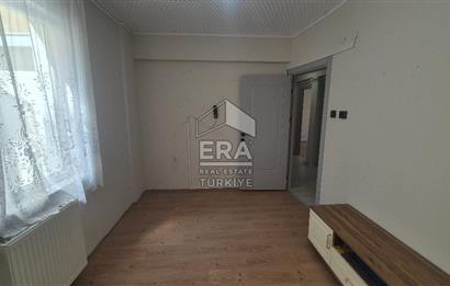 ERA SÖZ DEN BANDIRMA 17 EYLÜL MAH. KAPALI PAZAR YERİ KARŞISINDA YENİLENMİŞ SATILIK 3+1 DAİRE