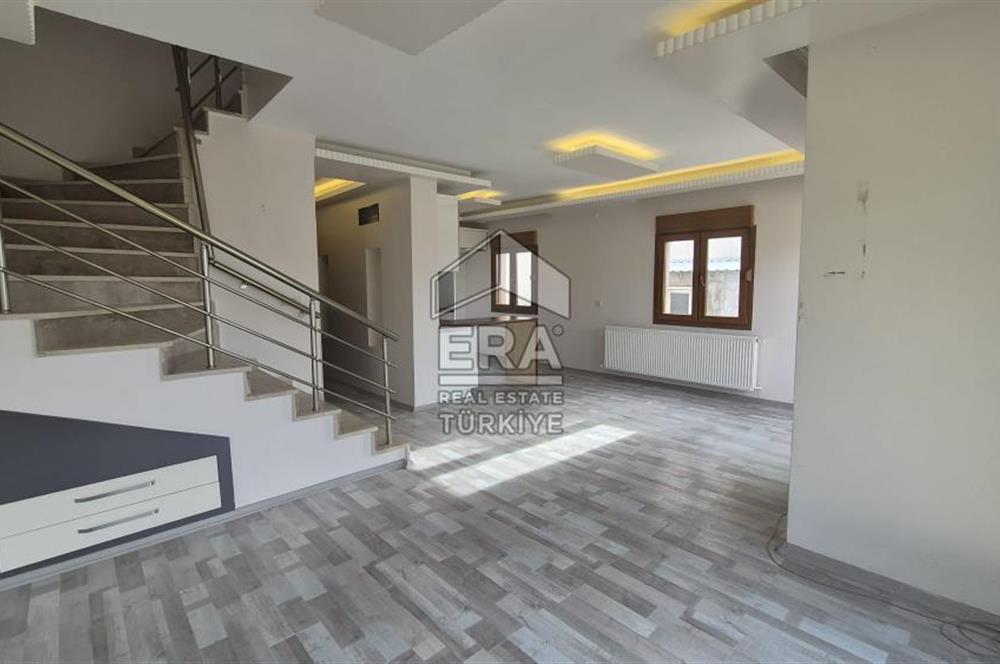 ERA Angel'dan AYVALIK MURATELİ KÖYÜNDE EMSALSİZ KÖY VİLLASI