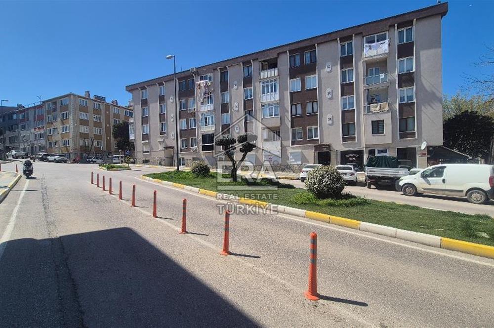 ERA SÖZ DEN BANDIRMA 17 EYLÜL MAH. KAPALI PAZAR YERİ KARŞISINDA YENİLENMİŞ SATILIK 3+1 DAİRE