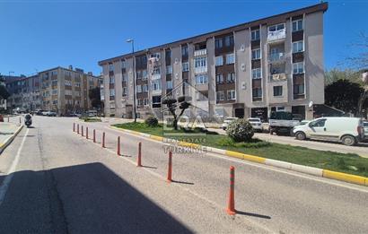 ERA SÖZ DEN BANDIRMA 17 EYLÜL MAH. KAPALI PAZAR YERİ KARŞISINDA YENİLENMİŞ SATILIK 3+1 DAİRE