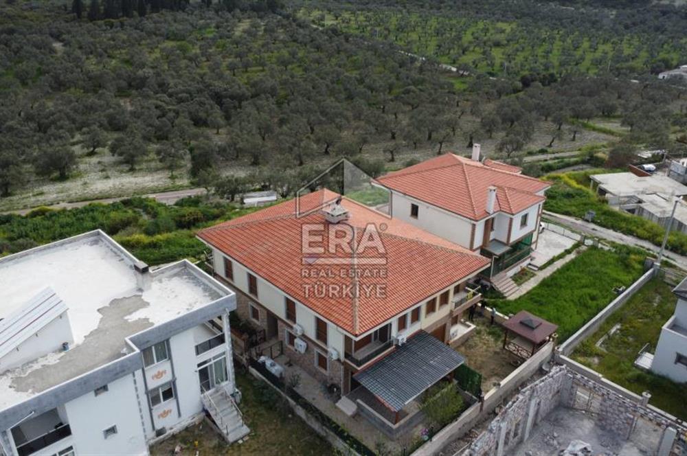 ERA Angel'dan AYVALIK MURATELİ KÖYÜNDE EMSALSİZ KÖY VİLLASI