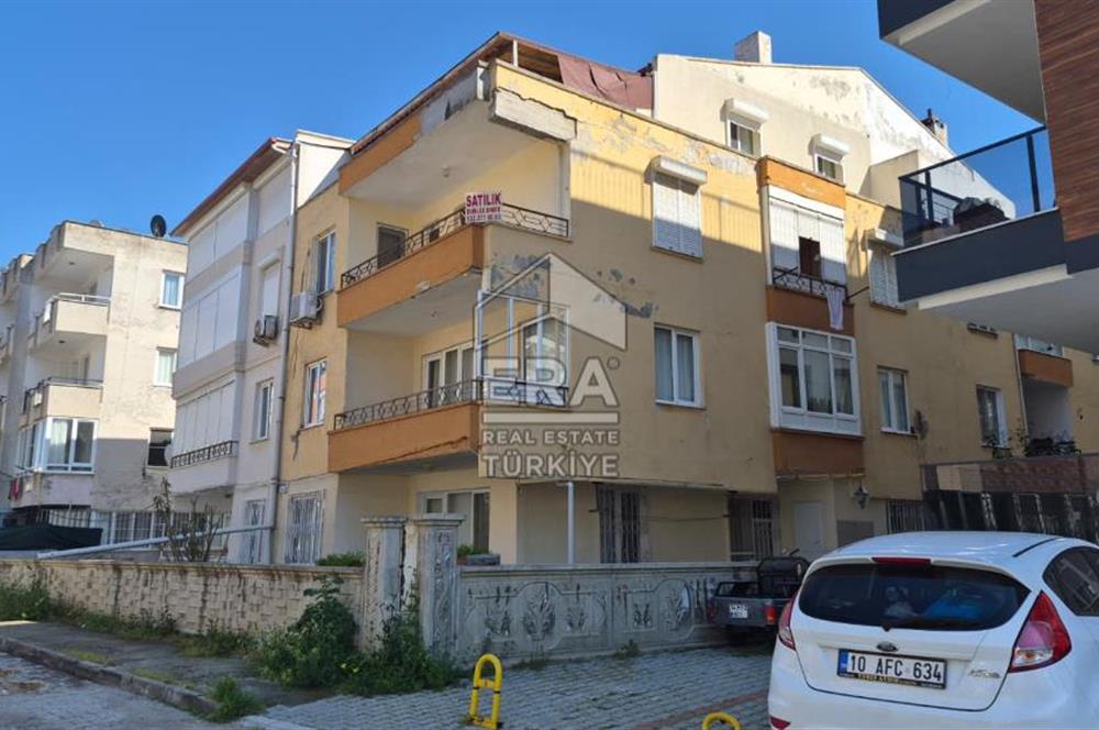 ERA Angel'dan AYVALIK SARIMSAKLIDA DENİZE YAKIN 2+1