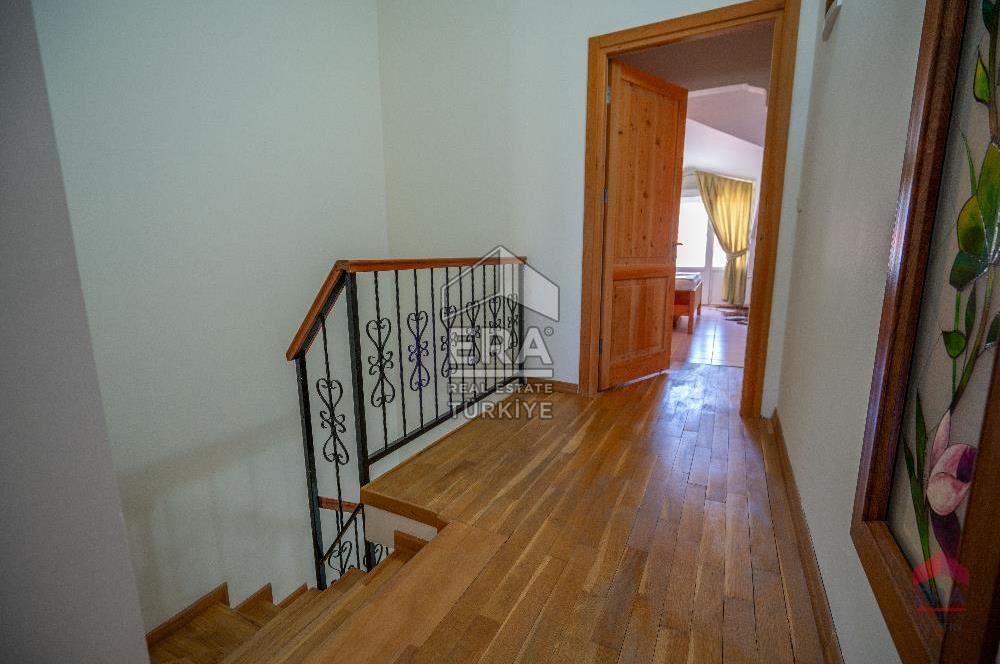 Datça’nın Merkezinde, Deniz Manzaralı 140 m2  3+1 Kiralık Daire 