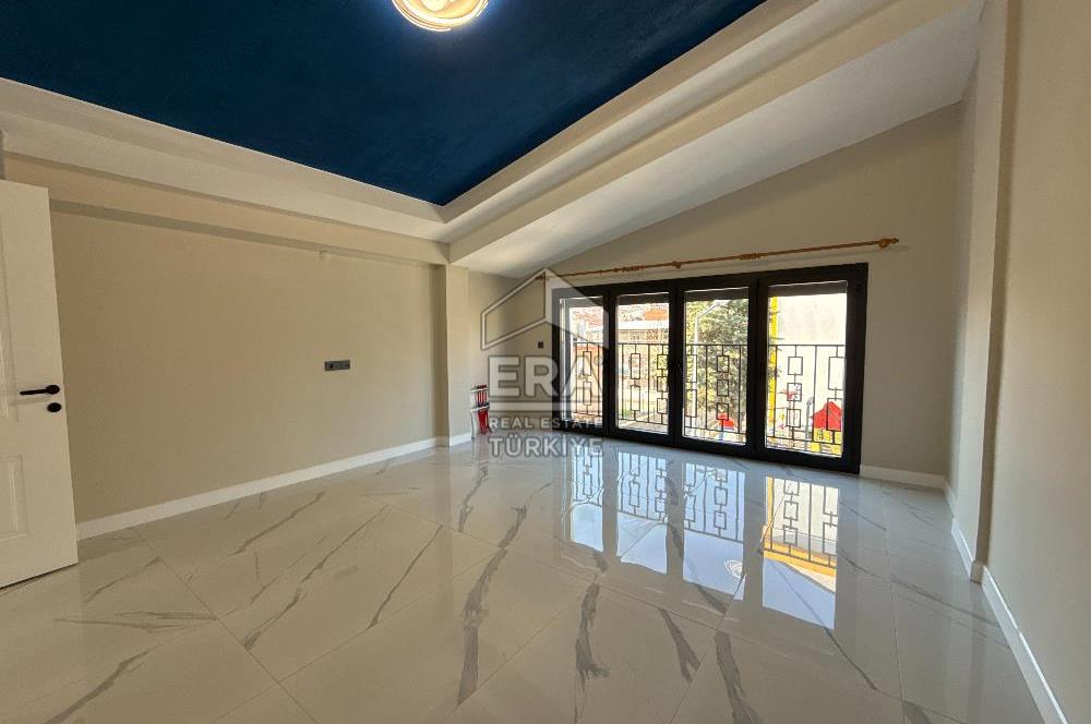 ERA SÖZ DEN 2.SAKARYA MAH.SATILIK TRİPLEKS VİLLA