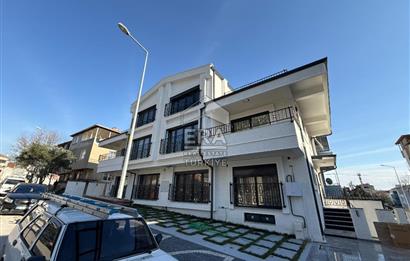 ERA SÖZ DEN 2.SAKARYA MAH.SATILIK TRİPLEKS VİLLA