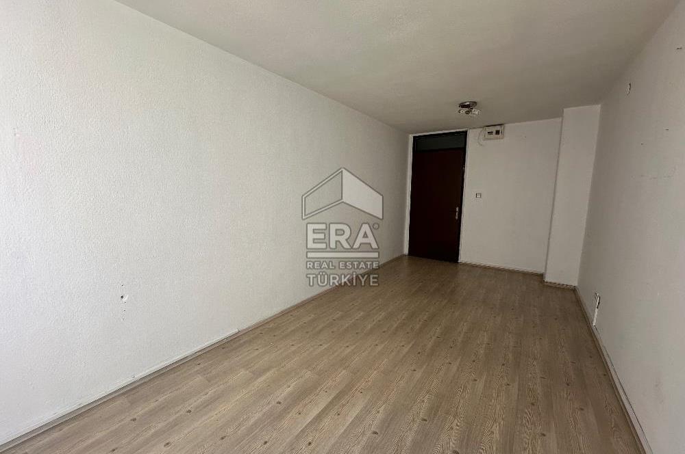 Konak Cumhuriyet İş Hanında Merkezi Konumda Kiralık Ofis