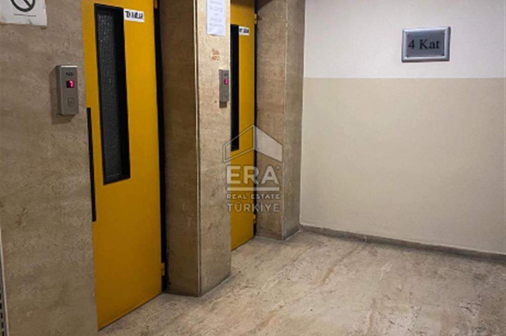 Konak Cumhuriyet İş Hanında Merkezi Konumda Kiralık Ofis