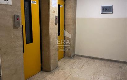 Konak Cumhuriyet İş Hanında Merkezi Konumda Kiralık Ofis