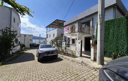 Urla Özbek Akkum Plajına Bakan Müstakil 4+1 Yazlığınız Olsun