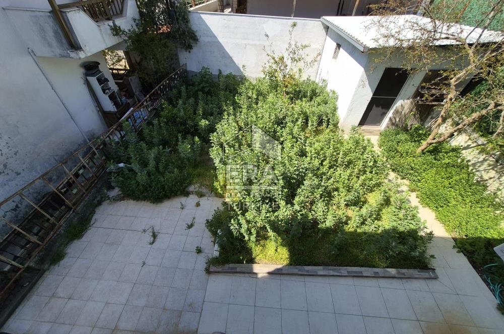 Urla Özbek Akkum Plajına Bakan Müstakil 4+1 Yazlığınız Olsun