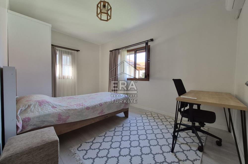 Urla Özbek Akkum Plajına Bakan Müstakil 4+1 Yazlığınız Olsun