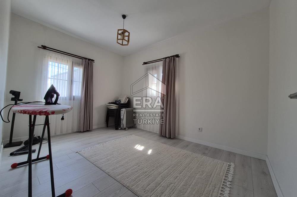 Urla Özbek Akkum Plajına Bakan Müstakil 4+1 Yazlığınız Olsun