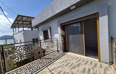 Urla Özbek Akkum Plajına Bakan Müstakil 4+1 Yazlığınız Olsun