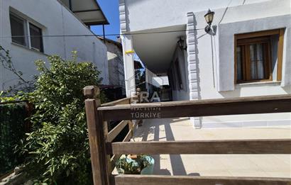 Urla Özbek Akkum Plajına Bakan Müstakil 4+1 Yazlığınız Olsun