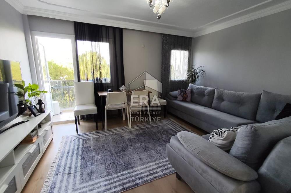 Gaziemir Sevgi Mah. Merkezi Konumda, Tadilatlı ve Doğalgazlı 2+1