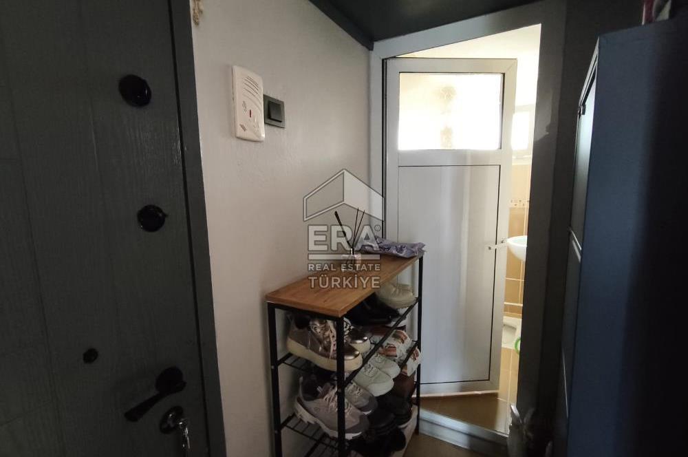 Gaziemir Sevgi Mah. Merkezi Konumda, Tadilatlı ve Doğalgazlı 2+1