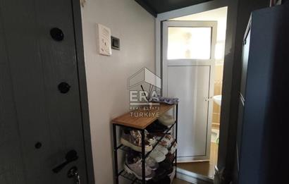 Gaziemir Sevgi Mah. Merkezi Konumda, Tadilatlı ve Doğalgazlı 2+1