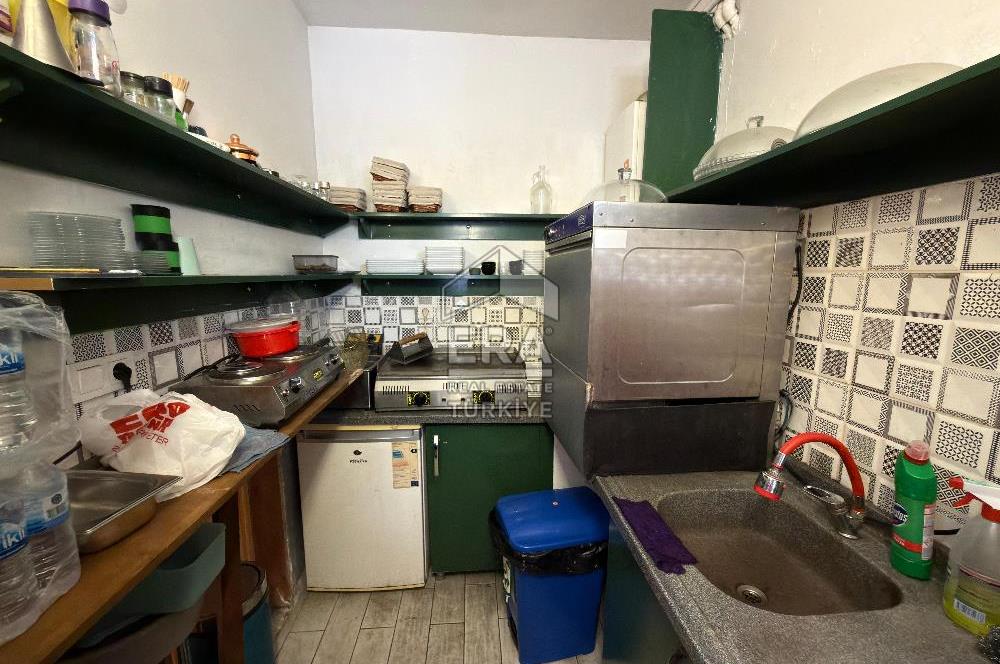 ERA PORT GÜVENCESİYLE KİRALIK 2 KATLI HARİKA KONUMDA KAFE