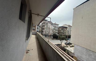 ERA PORT GÜVENCESİYLE CENGİZ TOPEL CADDESİ ÜZERİ BİNA