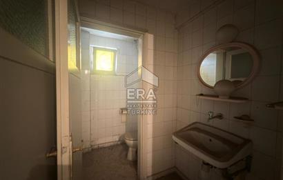 ERA PORT GÜVENCESİYLE CENGİZ TOPEL CADDESİ ÜZERİ BİNA