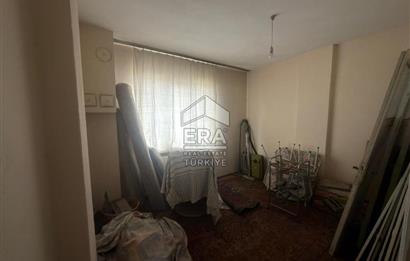 ERA PORT GÜVENCESİYLE CENGİZ TOPEL CADDESİ ÜZERİ BİNA