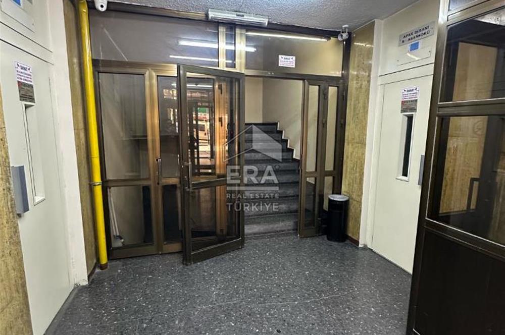 MİTHATPAŞA CADDE ÜZERİNDE YATIRIMLIK 2+1 ARA KAT SATILIK OFİS