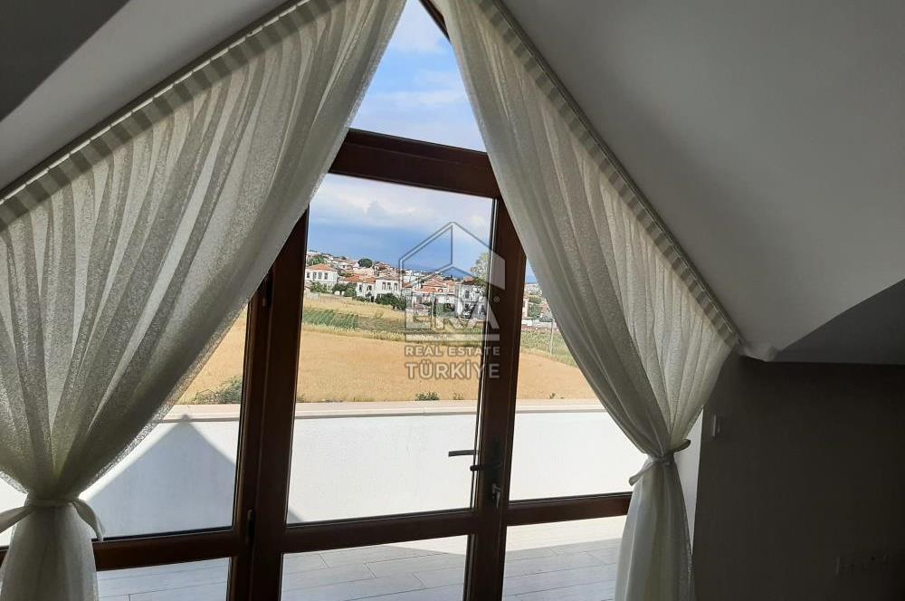 Era Angel'dan Cunda'da Eşyalı Kiralık ''Nadir'' 2+1